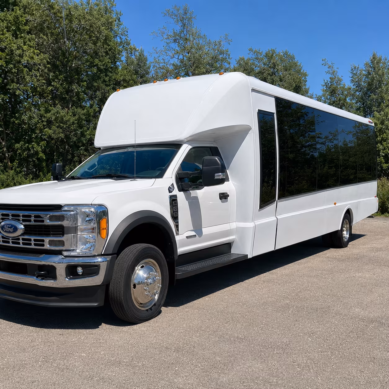corporate airport transfer buses between fort collins and denver international airport