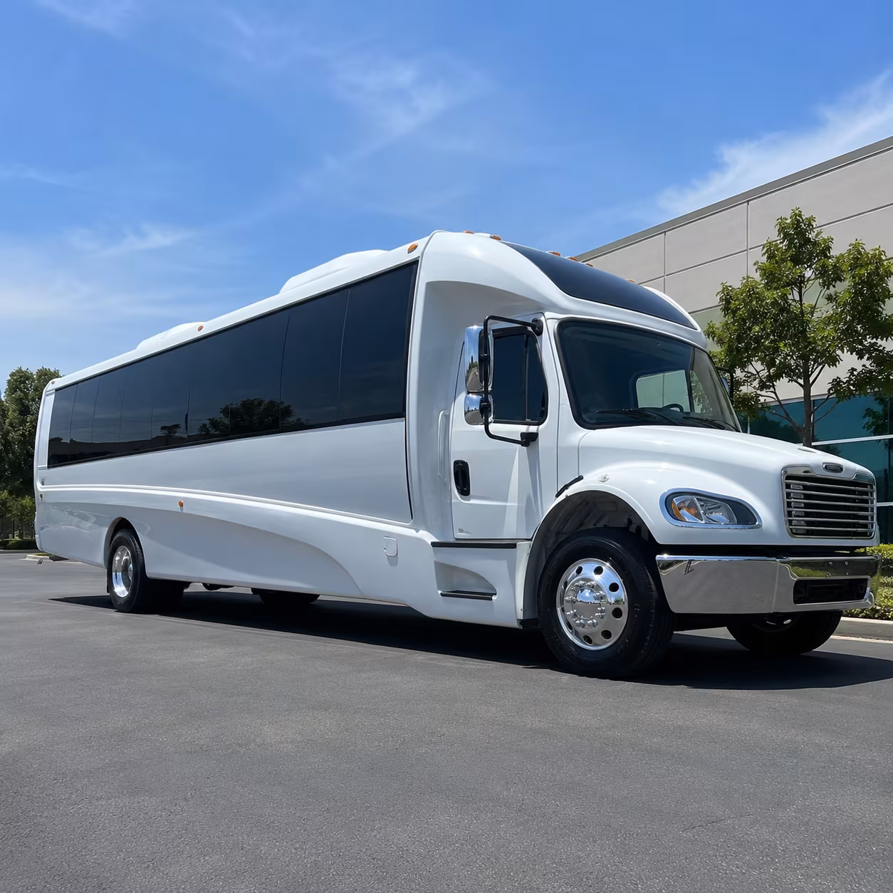 fort collins 25 passenger minibus